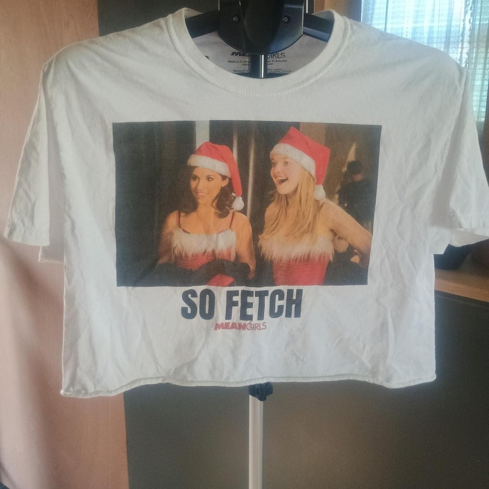 Mean girls y2k Christmas graphic crop top cut off cotton tee size small women's